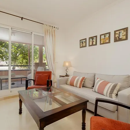 Cozy Apartment, With Terrace And Close To The Beach Of Las Chapas, In Elviria, East *