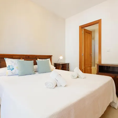 Apartment Cozy Apartment, With Terrace And Close To The Beach Of Las Chapas, In Elviria, East