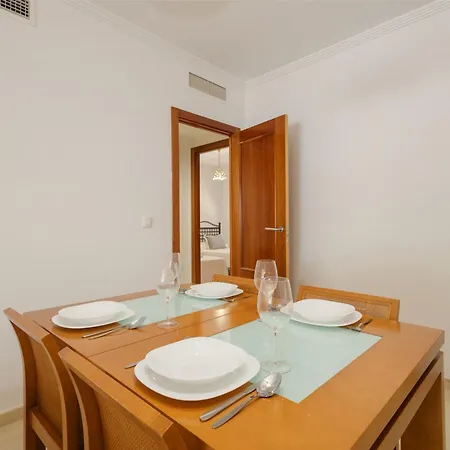 Cozy Apartment, With Terrace And Close To The Beach Of Las Chapas, In Elviria, East *