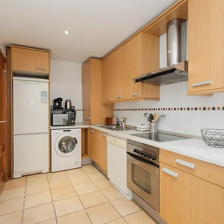Cozy Apartment, With Terrace And Close To The Beach Of Las Chapas, In Elviria, East Apartment Marbella